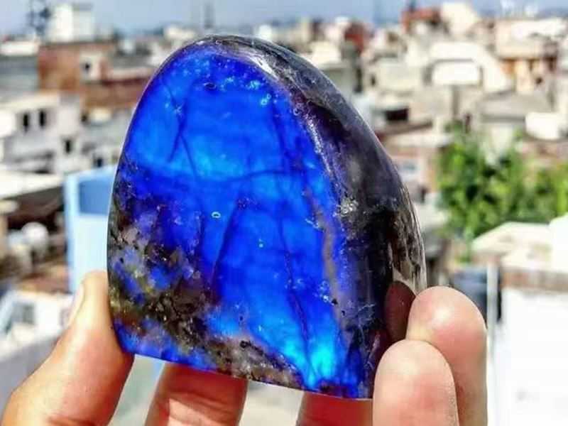 Labradorite Blue Granite gemstone (1)