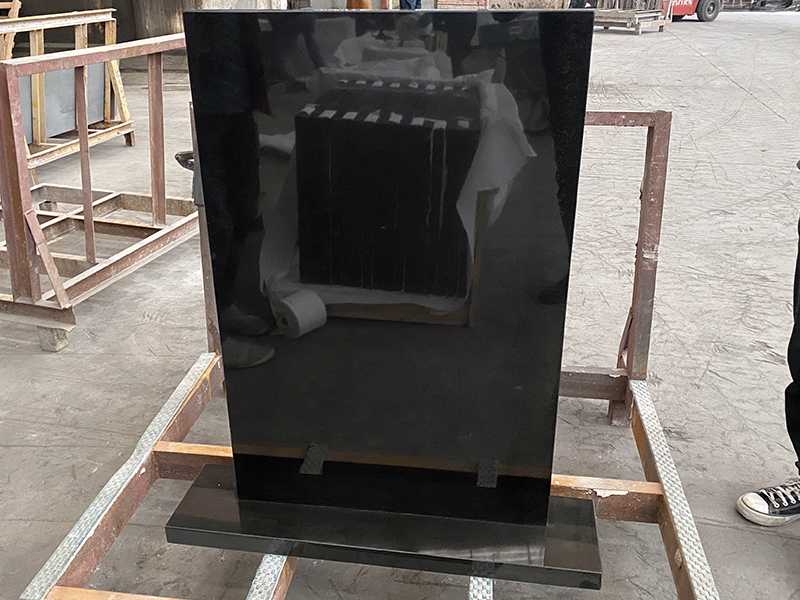 polished China black granite headstone (4) polished China black granite headstone (4)