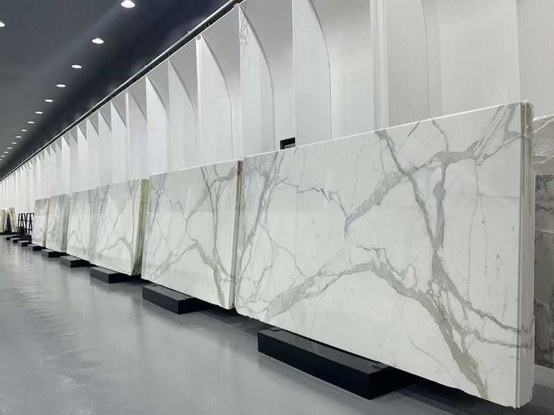 white calacatta marble slab (1) white calacatta marble slab (1)