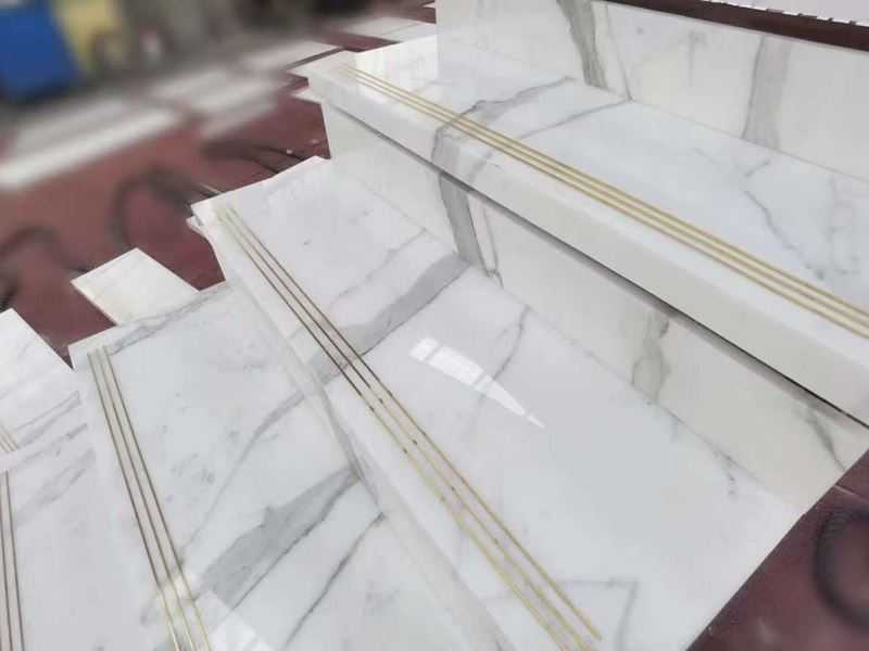 white calacatta marble staircase white calacatta marble staircase
