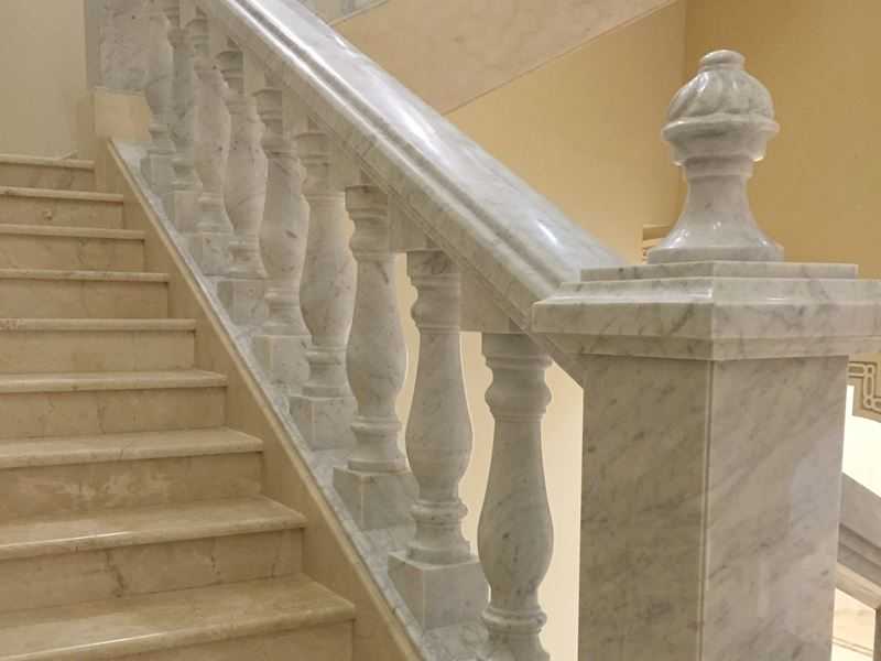 white carrara marble balustrater (1) white carrara marble balustrater (1)