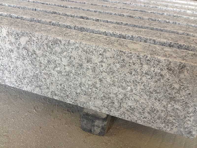 flamed light grey granite windowsill 1